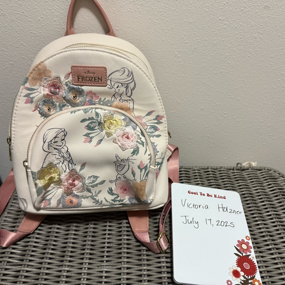 Loungefly: Frozen Mini Backpack